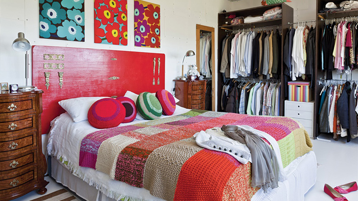 respaldo cama puerta al sur - Cómo decorar con almohadones?